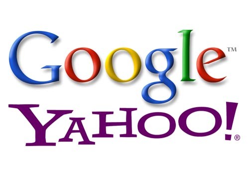 2000: Google trở thành nhà cung cấp dịch vụ tìm kiếm mặc định cho Yahoo! Không những trở thành đối tác của Yahoo, Google còn cho biết họ đã tạo chỉ mục tìm kiếm đến 1 tỷ địa chỉ URL và trở thành bộ máy tìm kiếm lớn nhất thế giới. Bên cạnh đó, Google còn ra mắt dịch vụ AdWord cho phép người dùng có thể mua từ khóa để đặt các quảng cáo trong kết quả tìm kiếm.